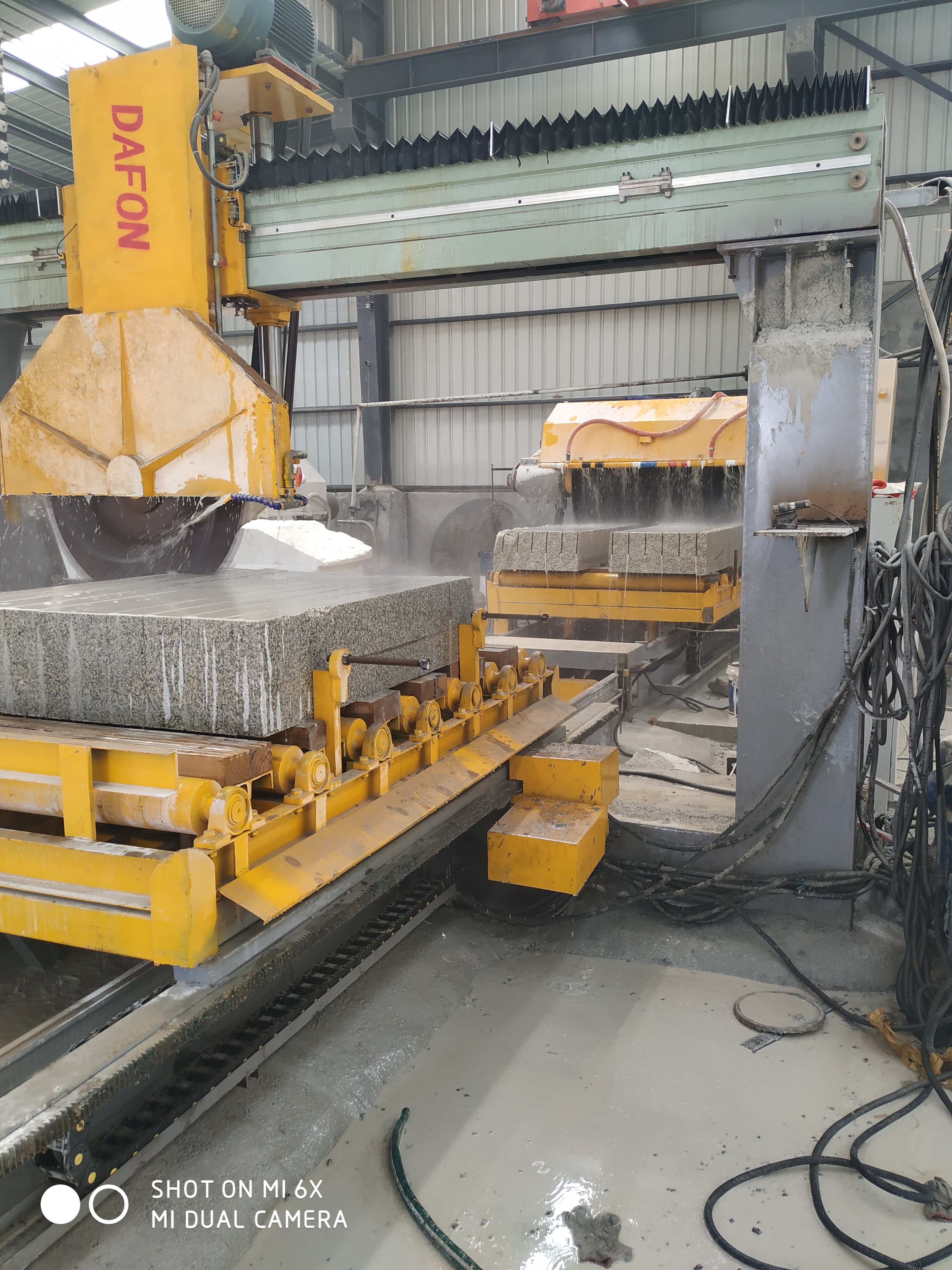 路沿石單片定長機(jī)